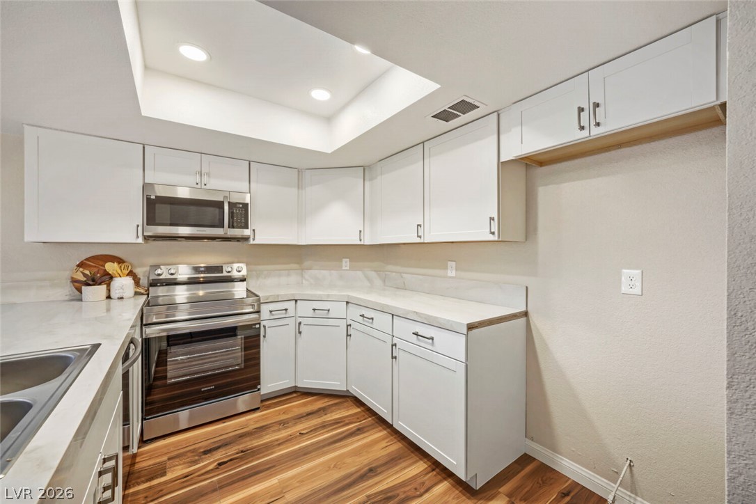 Photo 10 of 27, 6250 W Flamingo Road #139