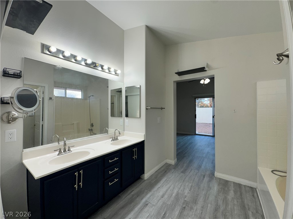 Photo 15 of 30, 8001 Hesperides Avenue