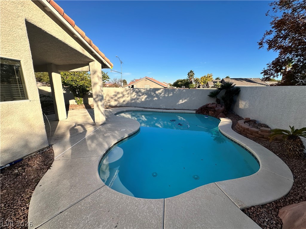 Photo 26 of 30, 8001 Hesperides Avenue