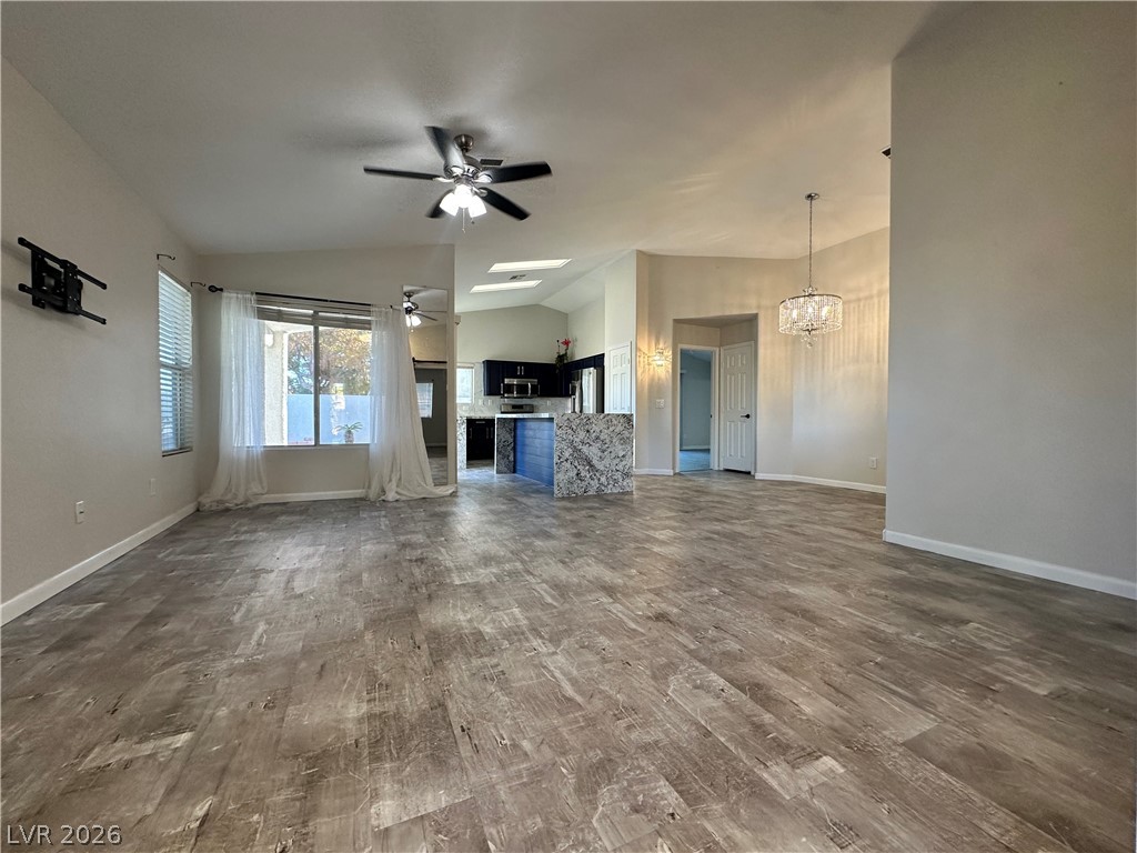 Photo 6 of 30, 8001 Hesperides Avenue