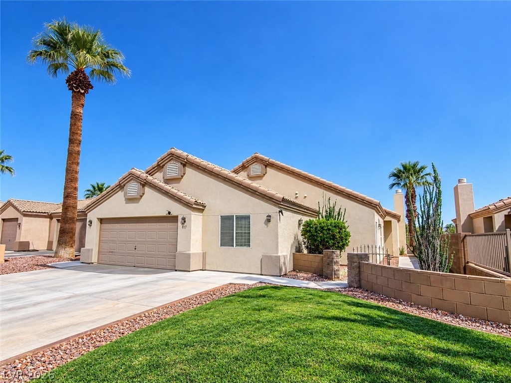 1117 Golf Club Drive, Laughlin