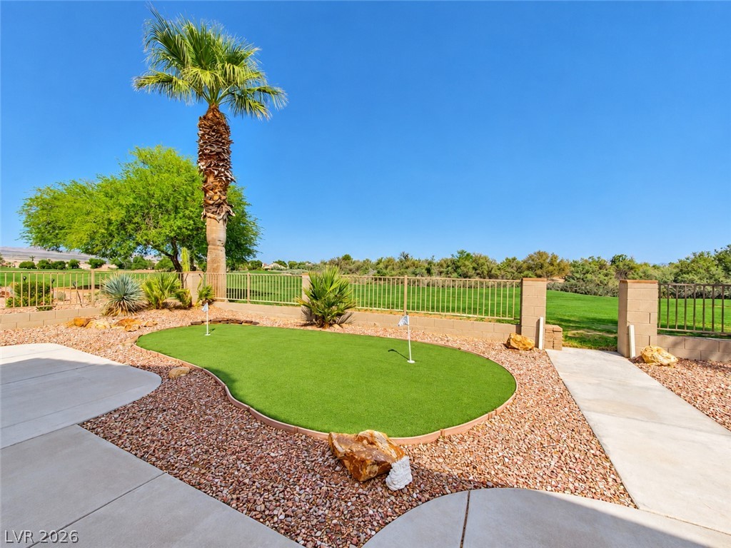 Photo 4 of 1117 Golf Club Drive