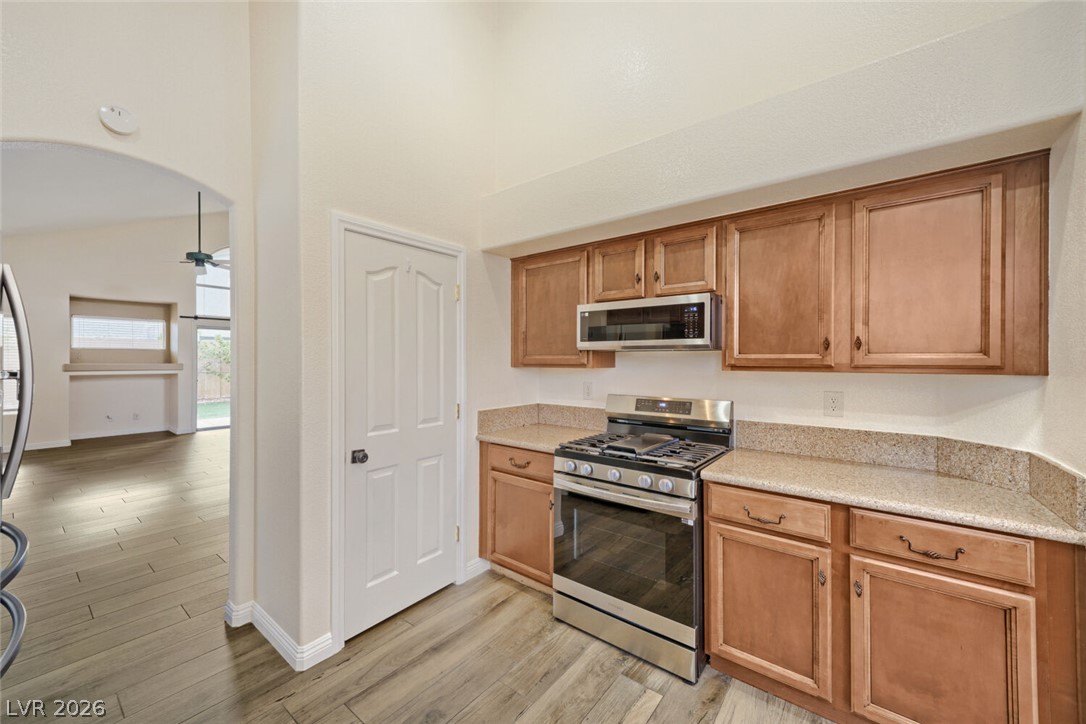 Photo 4 of 7909 Aviano Pines Avenue
