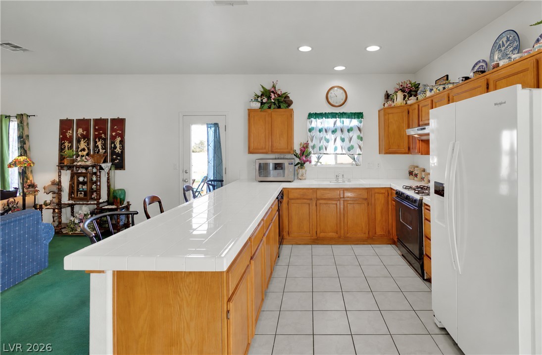 Photo 12 of 34, 602 Coolidge Avenue