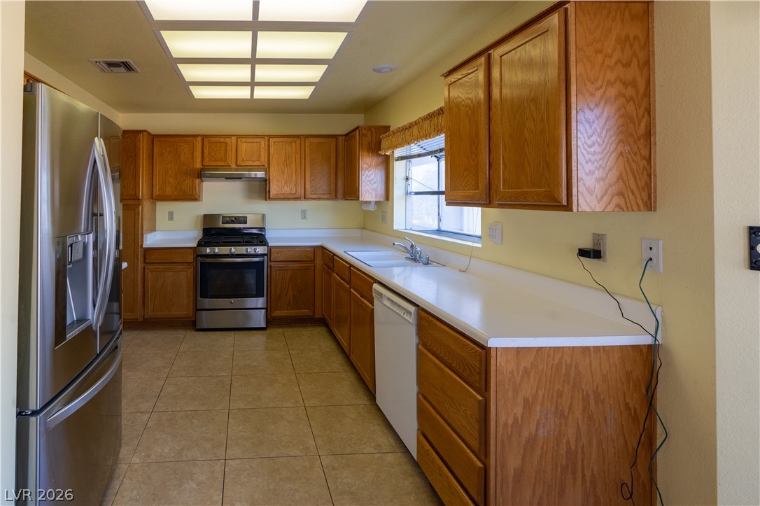 Photo 6 of 37, 9624 Buckhorn Drive