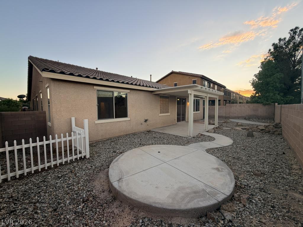 Photo 18 of 19, 1904 La Calera Avenue