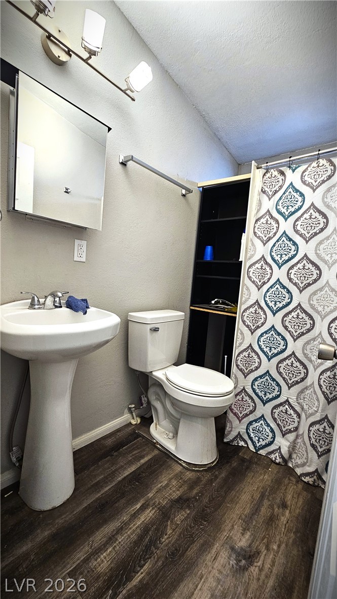 Photo 9 of 18, 5998 Castlemont Avenue