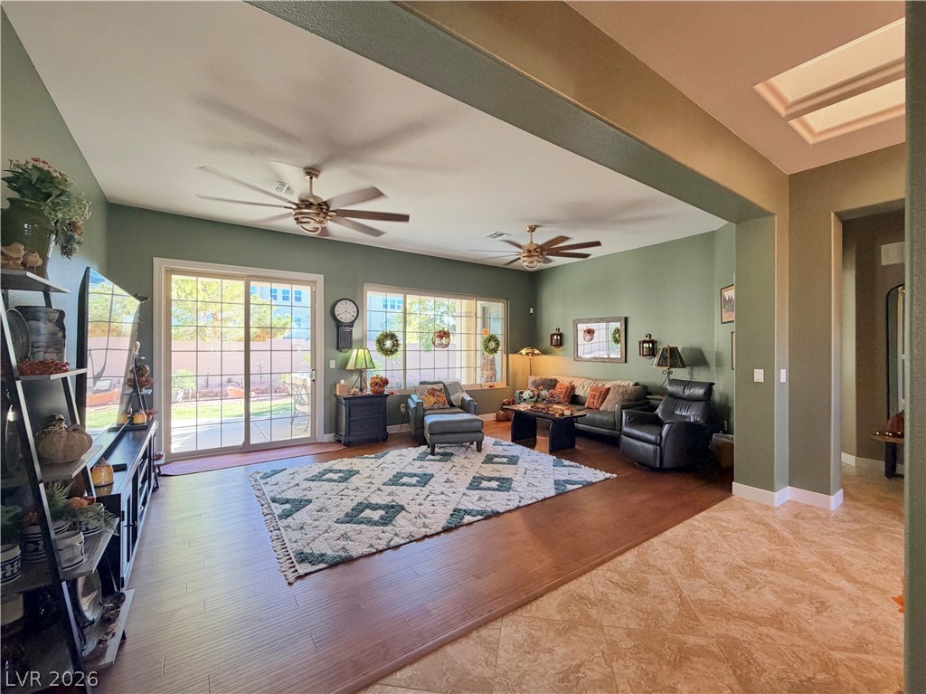 Photo 18 of 47, 2563 Collinsville Drive