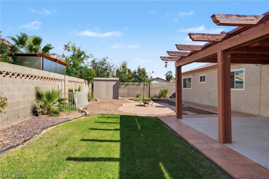 Photo 6 of 34, 5680 Blossom View Avenue