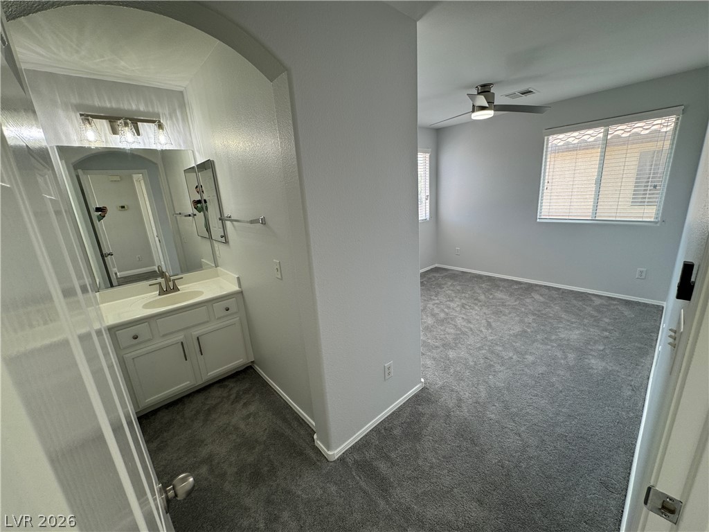 Photo 28 of 38, 950 Grand Cerritos Avenue