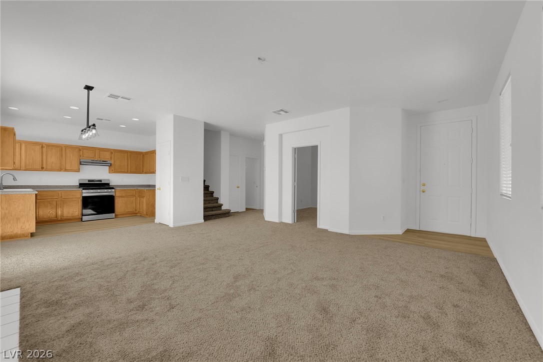 Photo 5 of 7677 Balmoral Mills Court