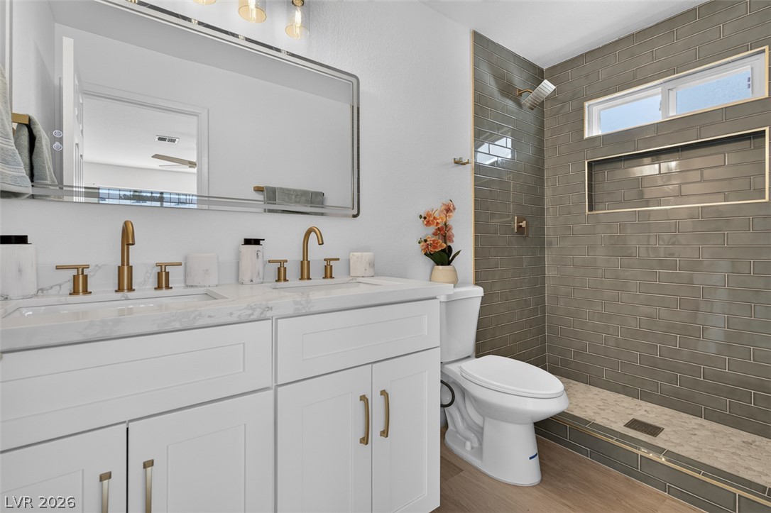 Photo 25 of 66, 3939 Meadowglen Drive