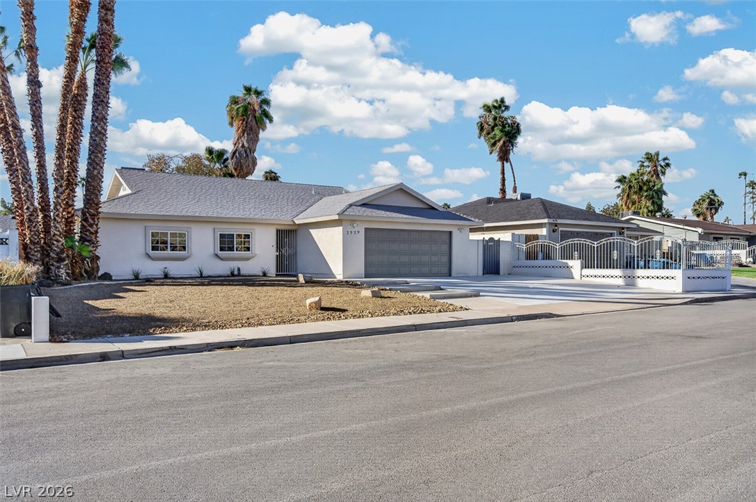 Photo 7 of 66, 3939 Meadowglen Drive
