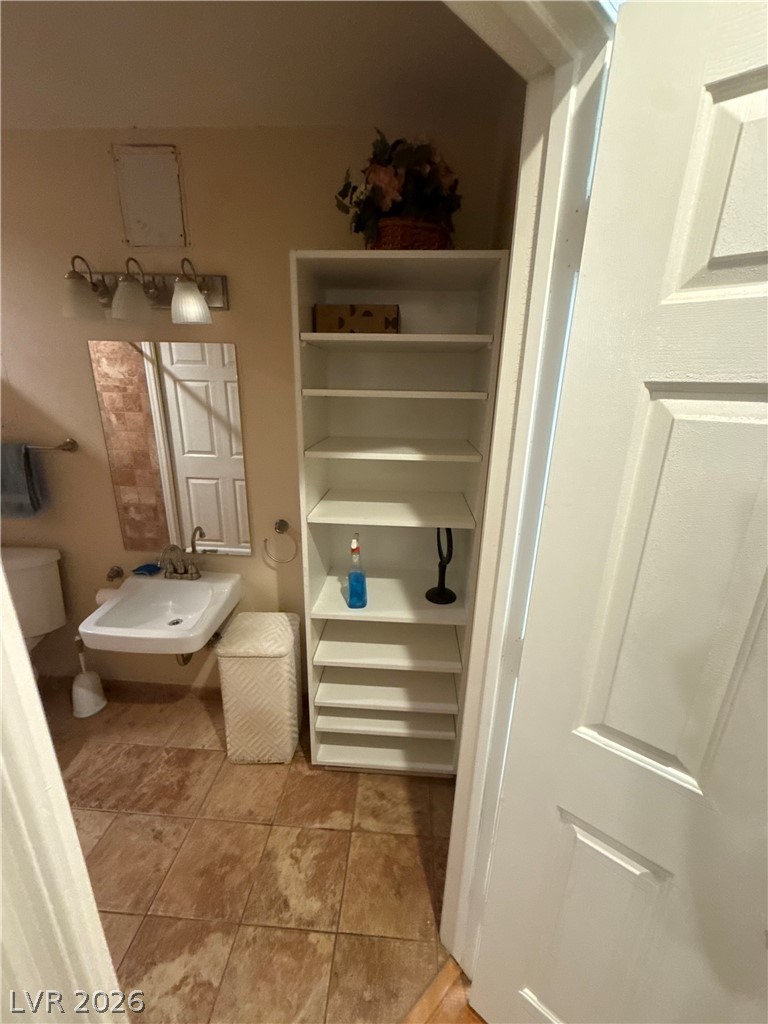 Photo 6 of 30, 4405 Inez Drive