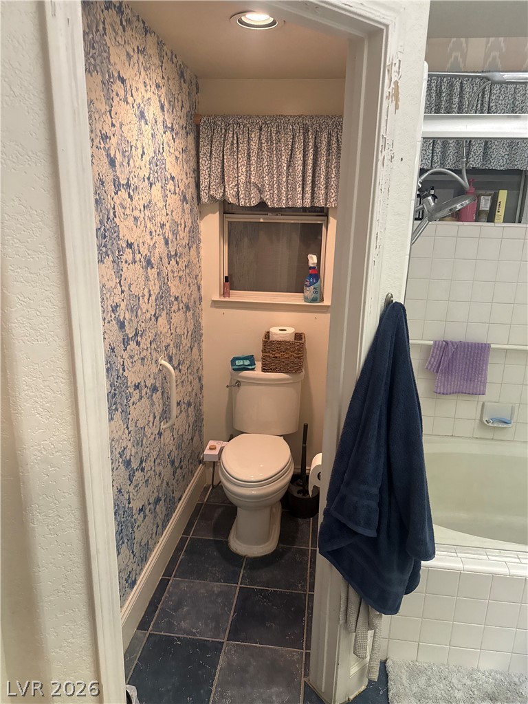 Photo 11 of 30, 4405 Inez Drive