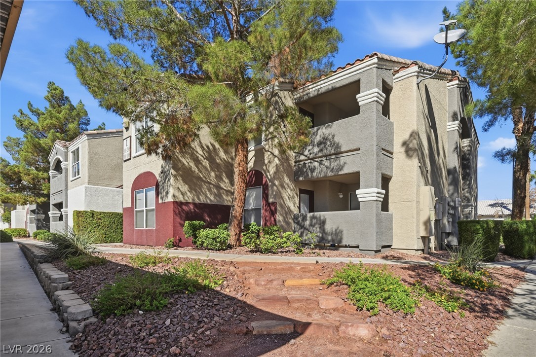 Photo 3 of 5055 W Hacienda Avenue #1003
