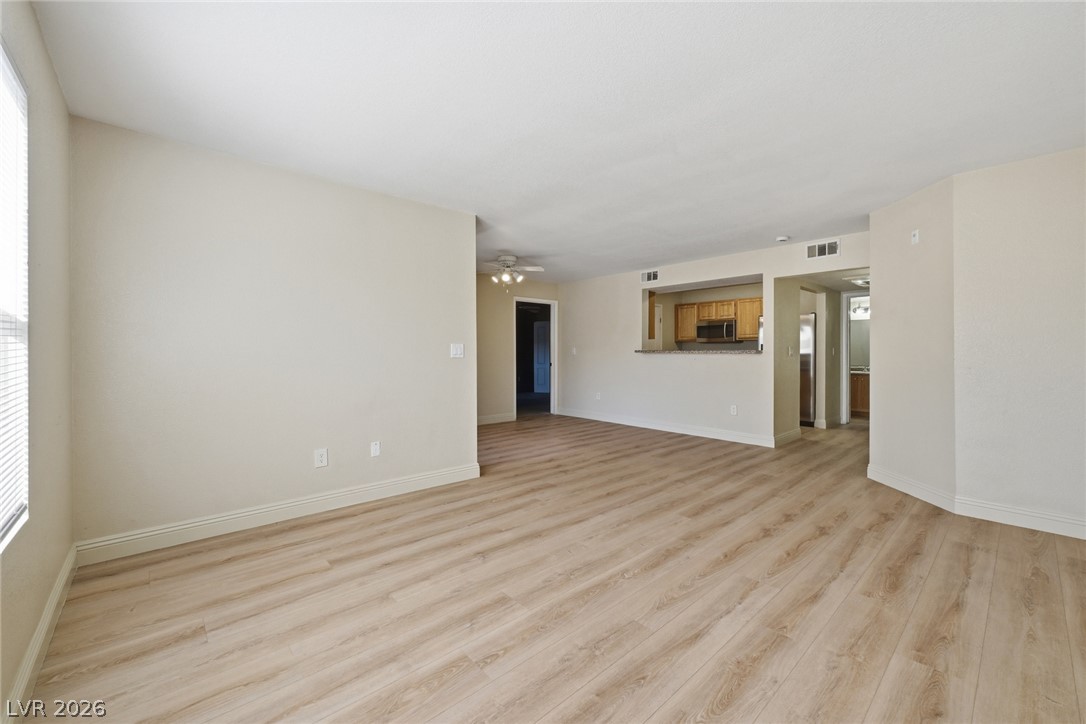 Photo 6 of 31, 5055 W Hacienda Avenue #1003