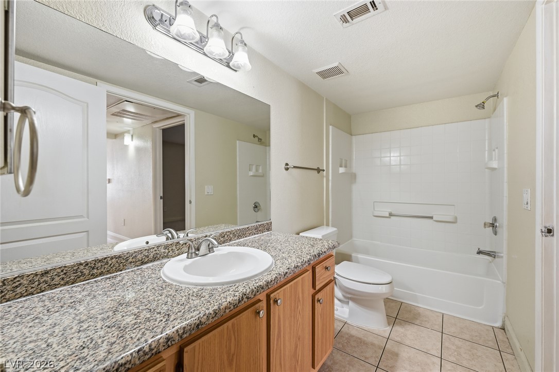 Photo 22 of 31, 5055 W Hacienda Avenue #1003