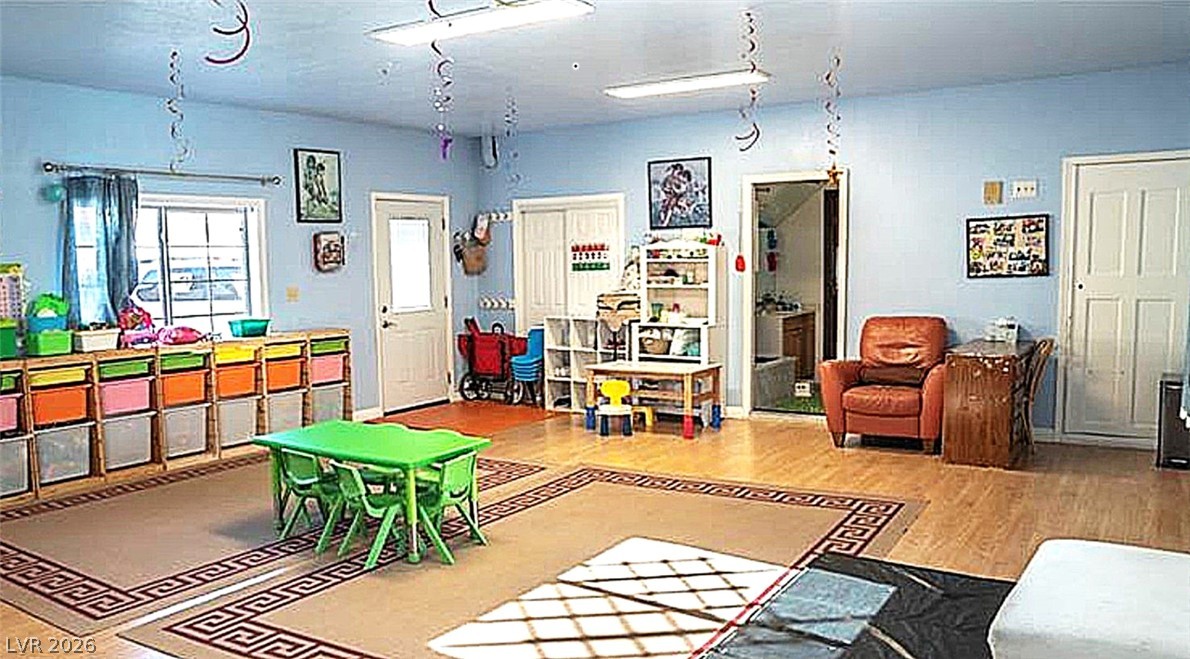 Photo 20 of 44, 3265 Rosanna Street