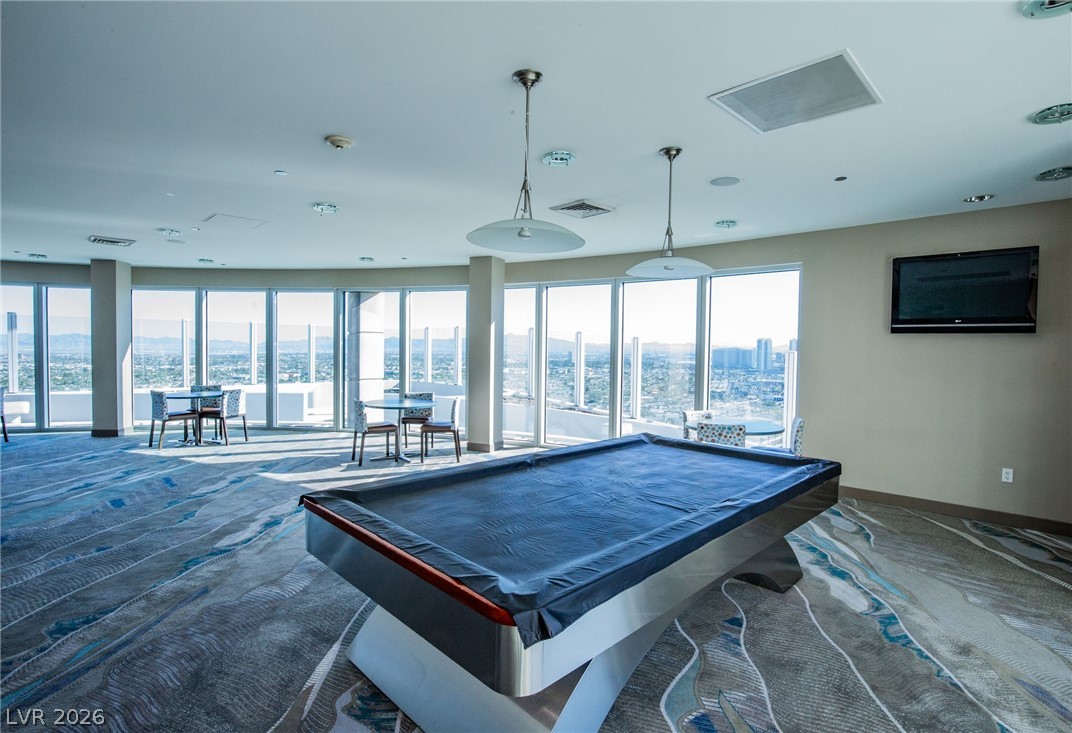 Photo 9 of 19, 200 Hoover Avenue #1401