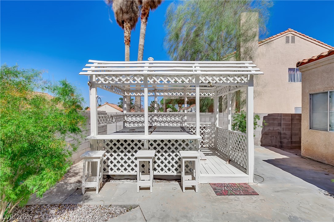 Photo 15 of 30, 2738 Briarcliff Avenue