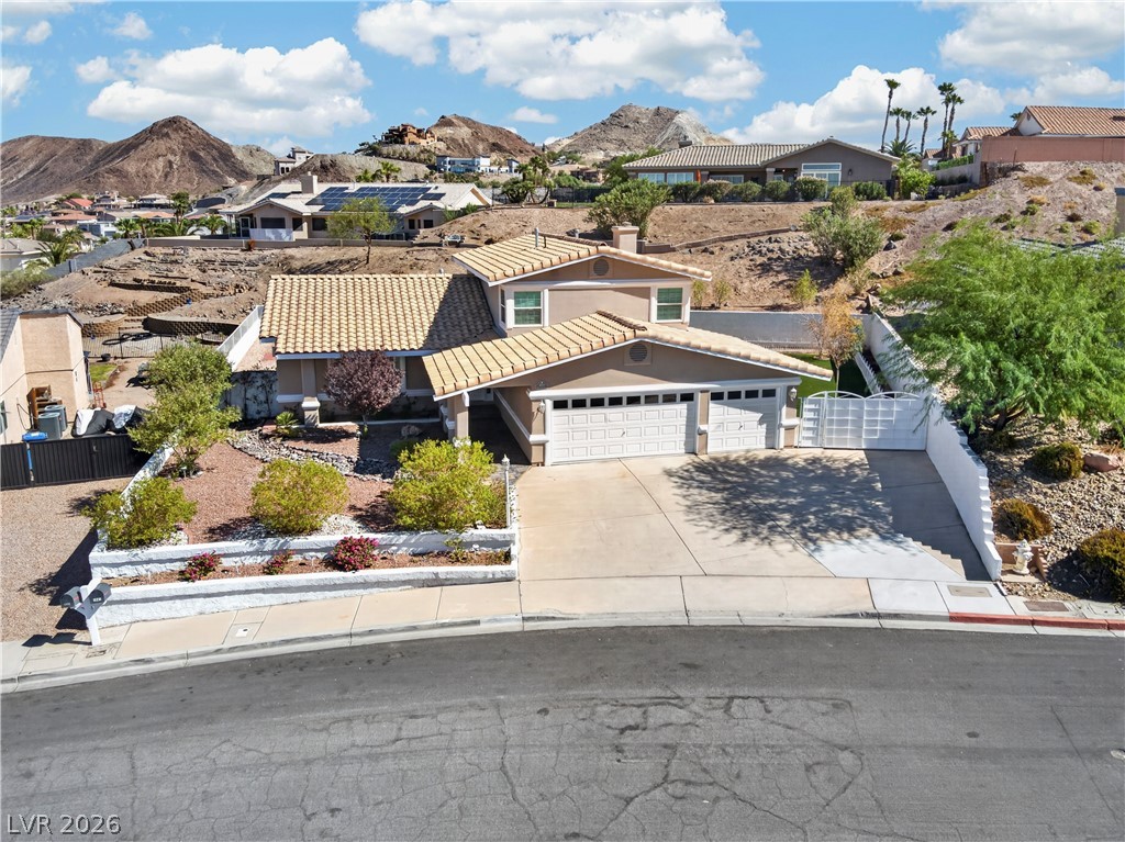 Photo 5 of 1049 Geranium Drive