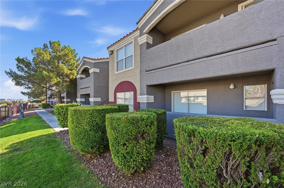 Photo 3 of 5055 W Hacienda Avenue #1220