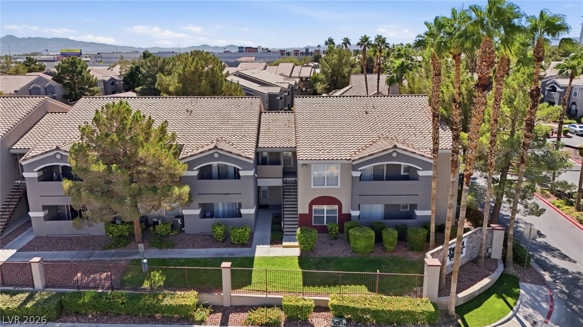 Photo 28 of 32, 5055 W Hacienda Avenue #1220