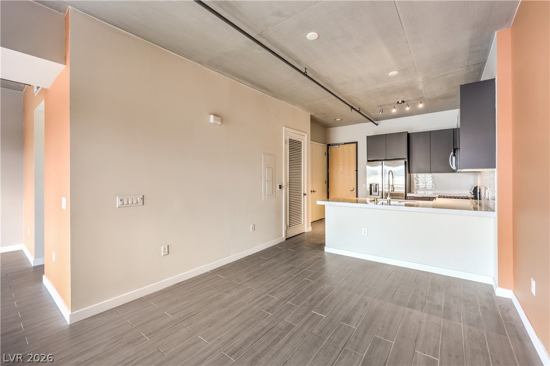Photo 34 of 37, 353 E Bonneville Avenue #241