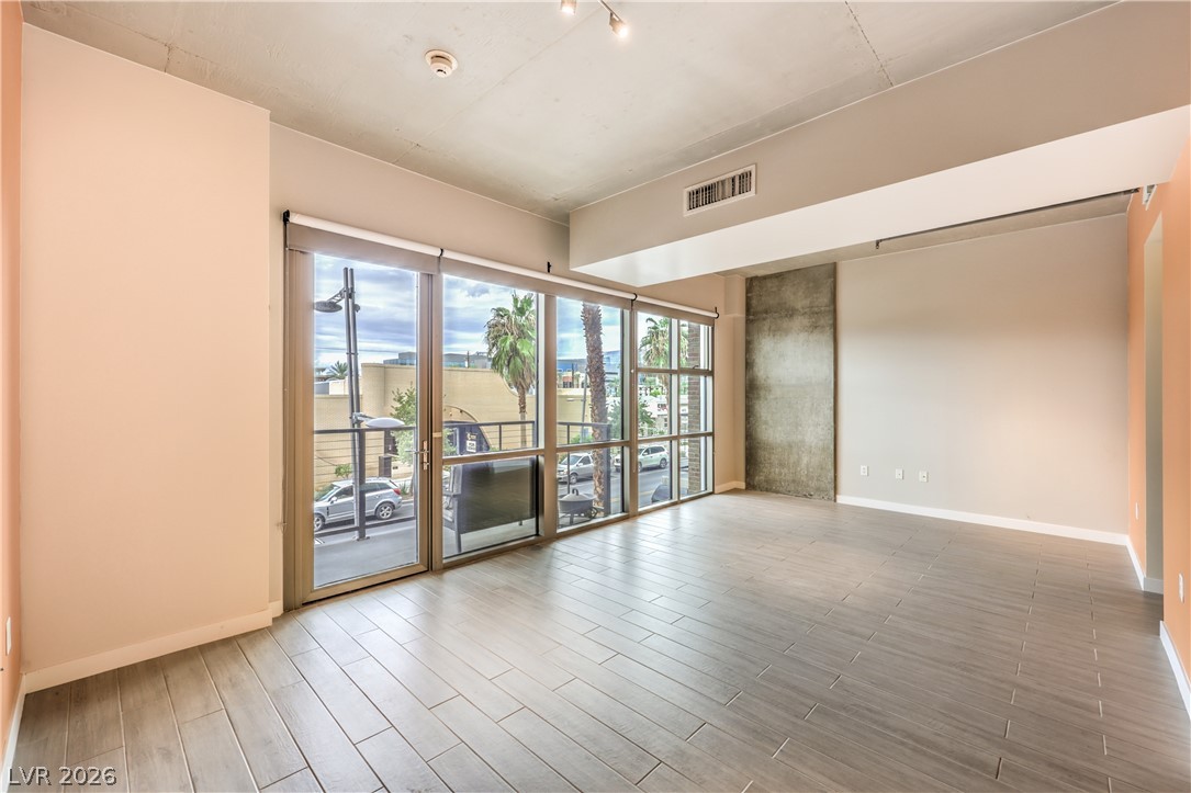 Photo 9 of 37, 353 E Bonneville Avenue #241