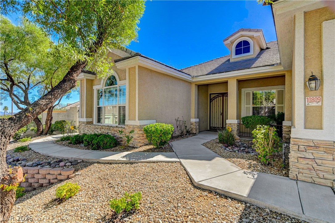 Photo 5 of 10809 Elm Ridge Avenue