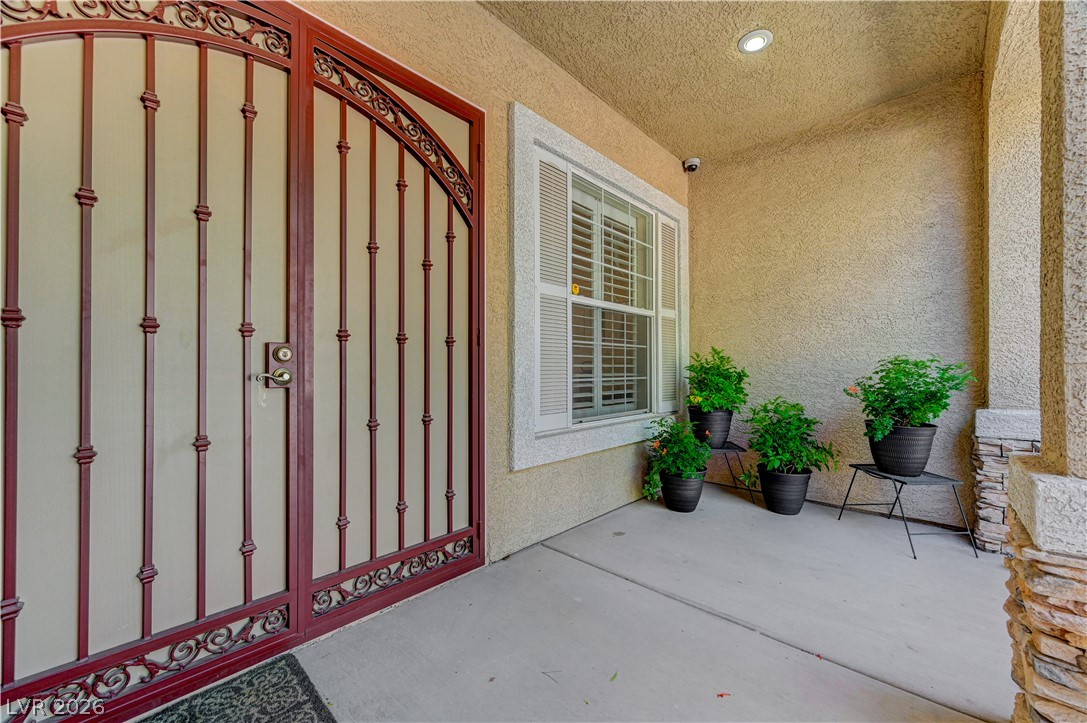 Photo 7 of 76, 10809 Elm Ridge Avenue