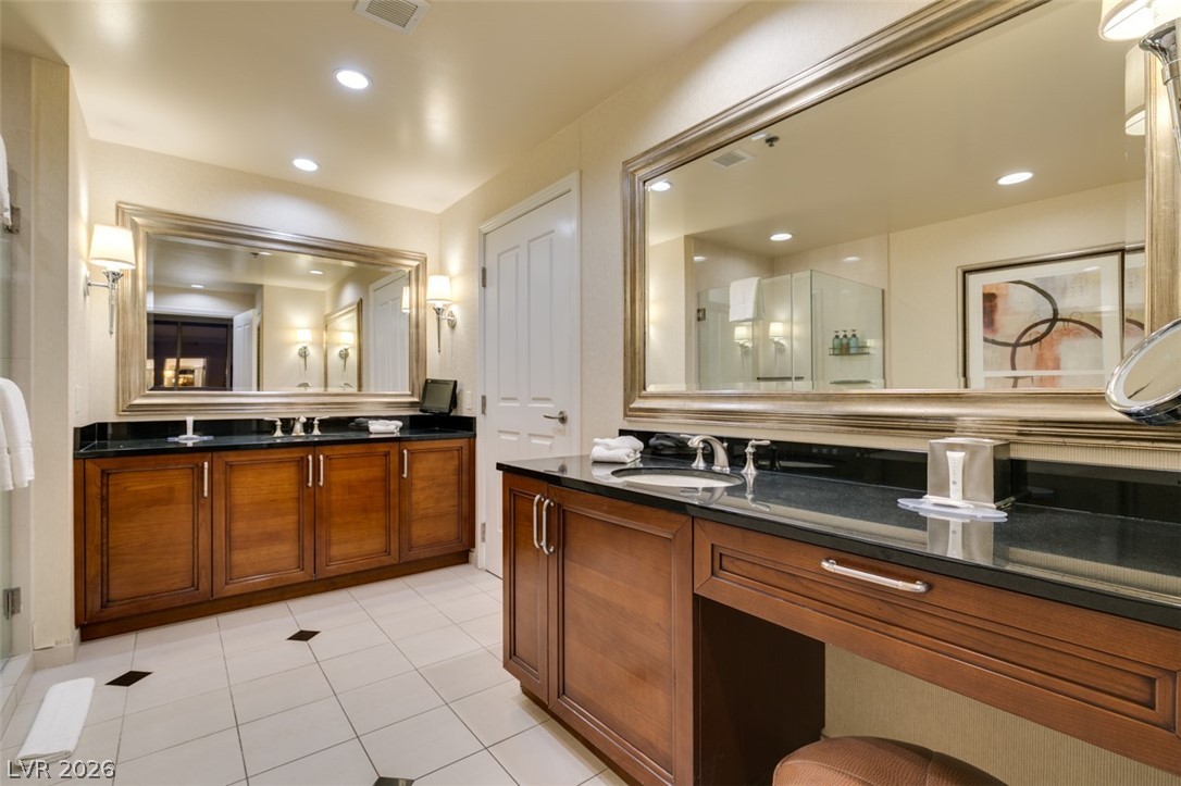 Photo 37 of 45, 135 E HARMON Avenue #2402