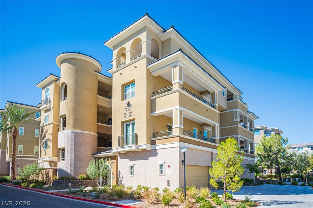 Photo 2 of 9200 S Las Manaitas Avenue #202