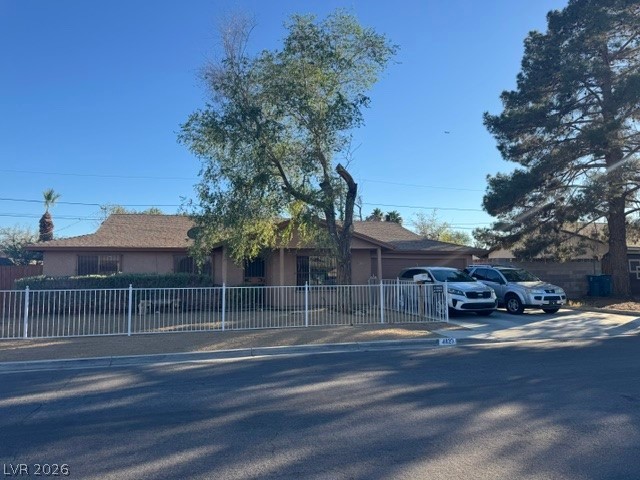 Photo 2 of 4825 Mohave Avenue