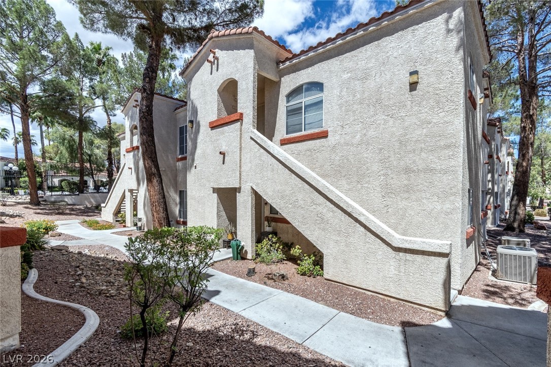 Photo 22 of 25, 517 Indian Princess Drive #201