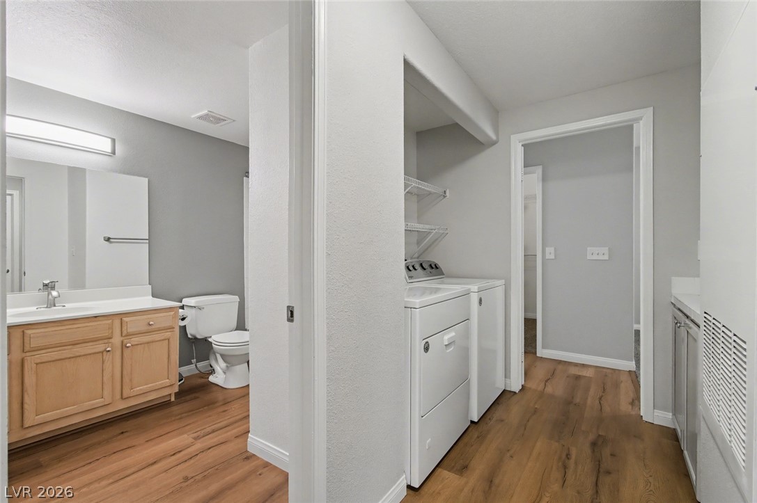 Photo 11 of 25, 517 Indian Princess Drive #201