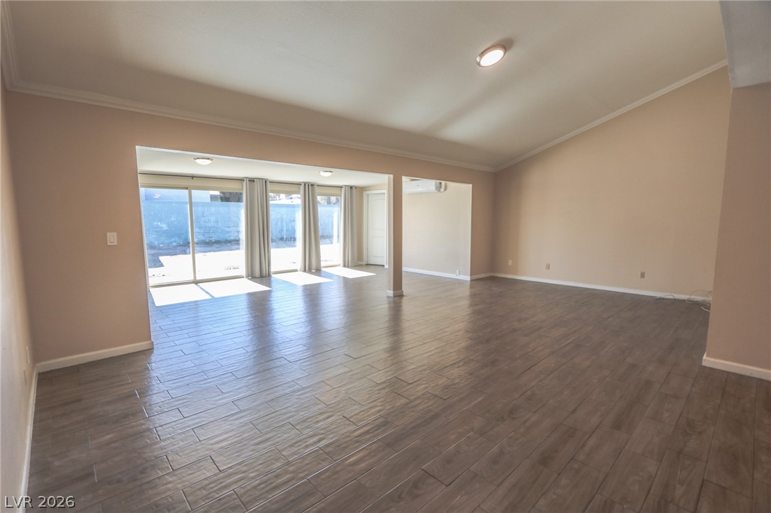 Photo 8 of 31, 3839 Almondwood Drive