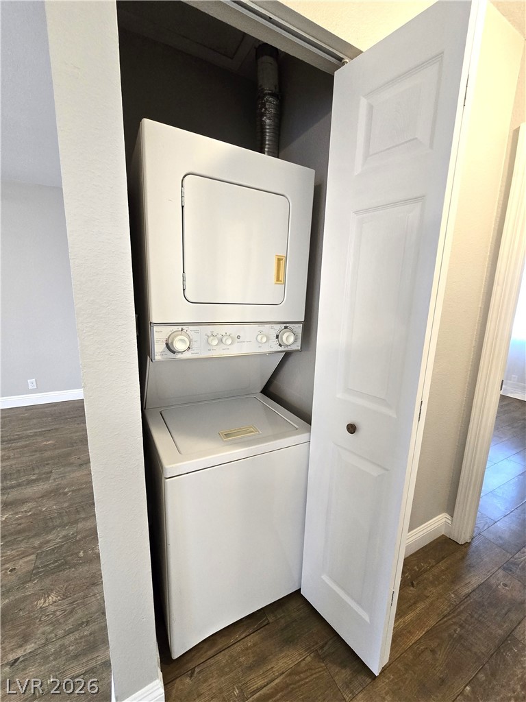 Photo 12 of 26, 4300 N Lamont Street #249