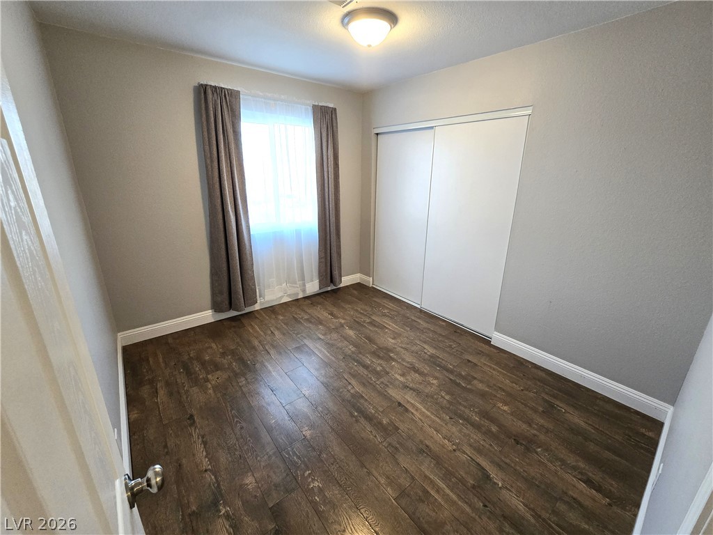 Photo 17 of 26, 4300 N Lamont Street #249