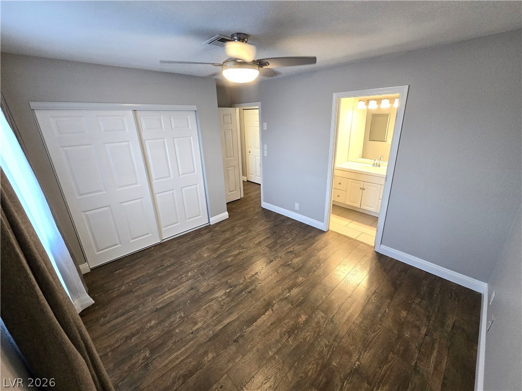 Photo 21 of 26, 4300 N Lamont Street #249
