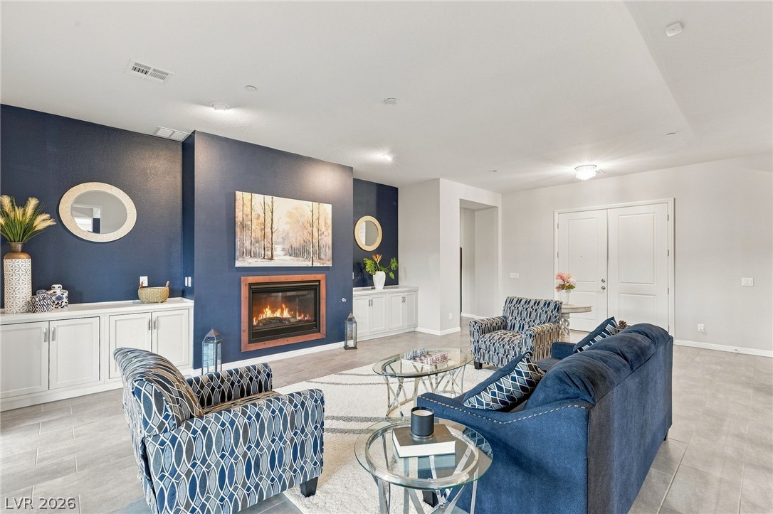 Photo 6 of 76, 6125 Pebble Glen Court