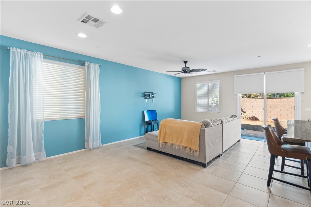 Photo 4 of 3353 Nicki Cometa Street