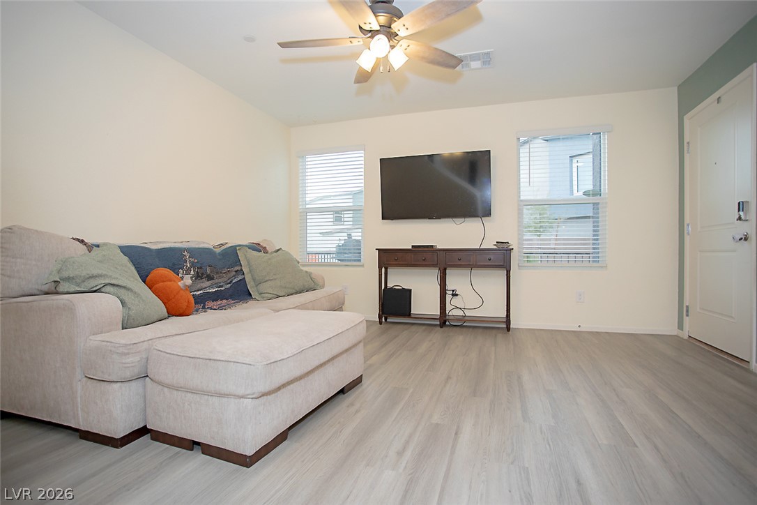 Photo 5 of 1622 Dom River Drive
