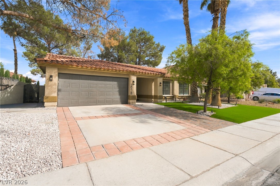 2928 Pleasant Lake Drive, Las Vegas