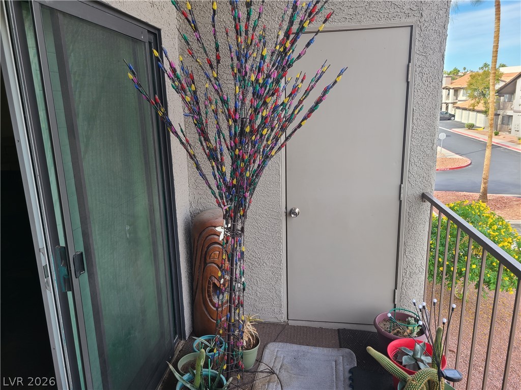 Photo 11 of 30, 1575 E Warm Springs Road #1523