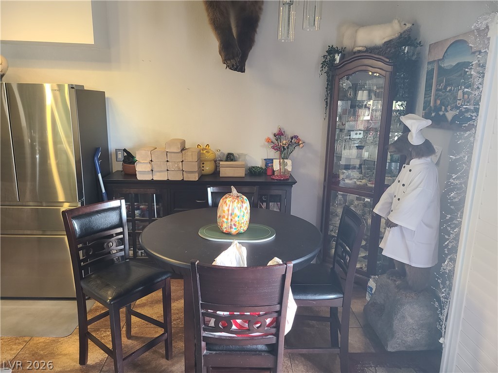 Photo 13 of 30, 1575 E Warm Springs Road #1523