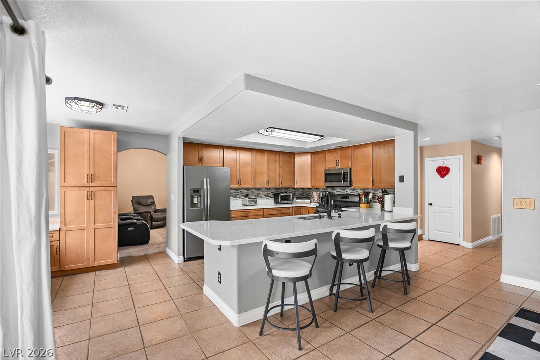Photo 7 of 40, 7885 Desert Willow Drive