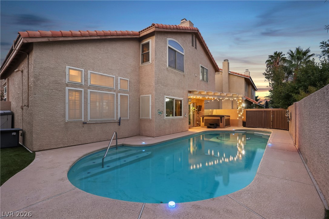 Photo 3 of 7885 Desert Willow Drive