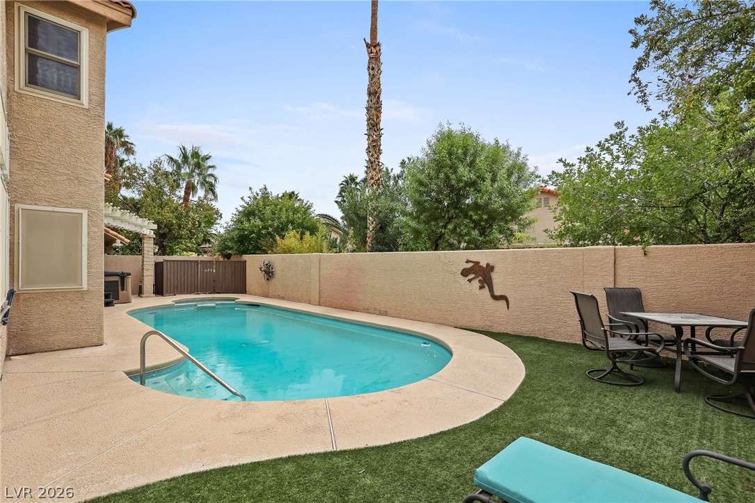 Photo 34 of 40, 7885 Desert Willow Drive